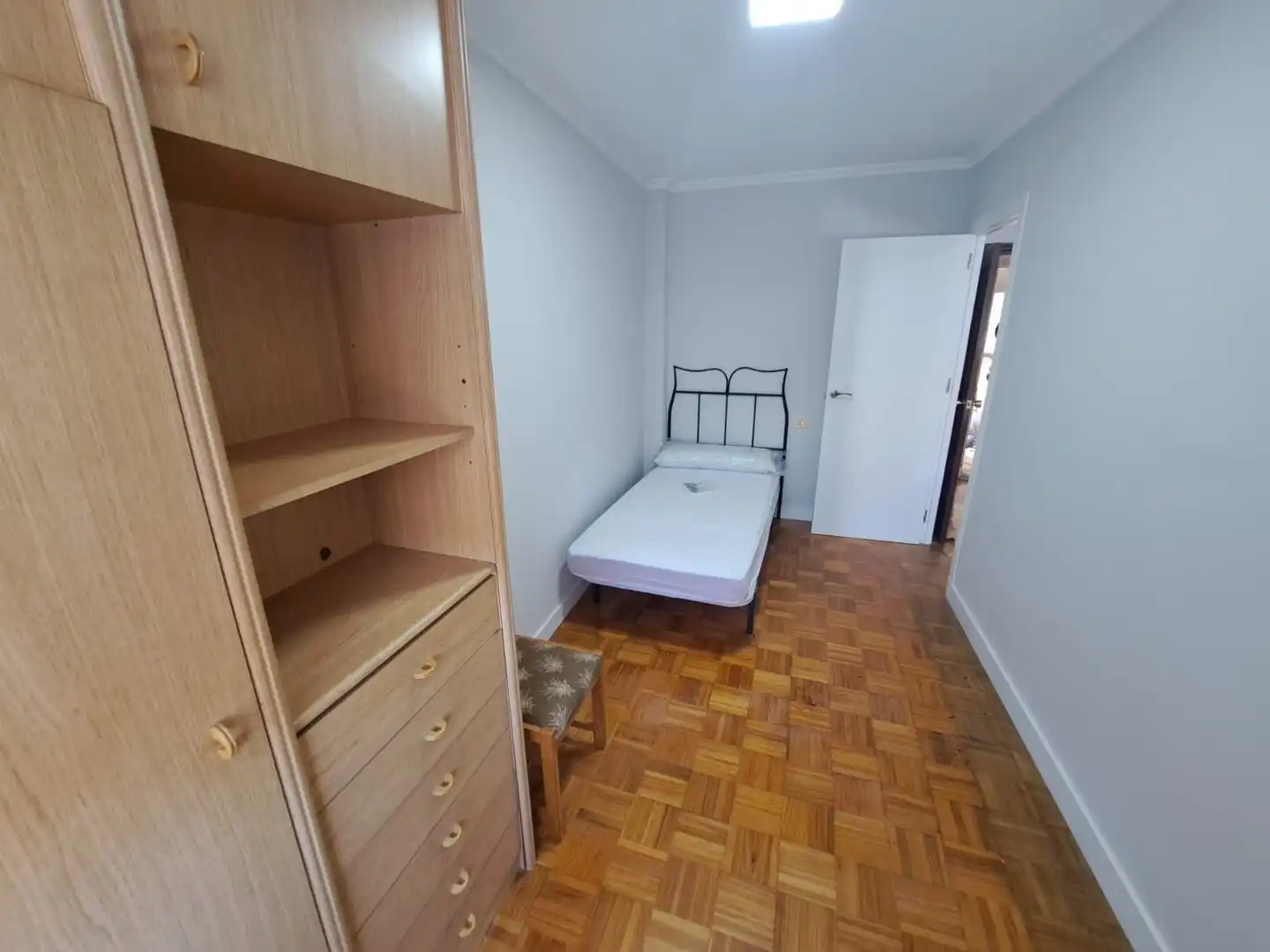 Bedroom of Flat for rent in Ourense Capital   with Heating and Furnished