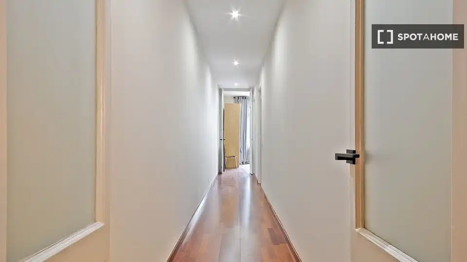 Piso con terraza en alquiler en Gràcia, imagen 4