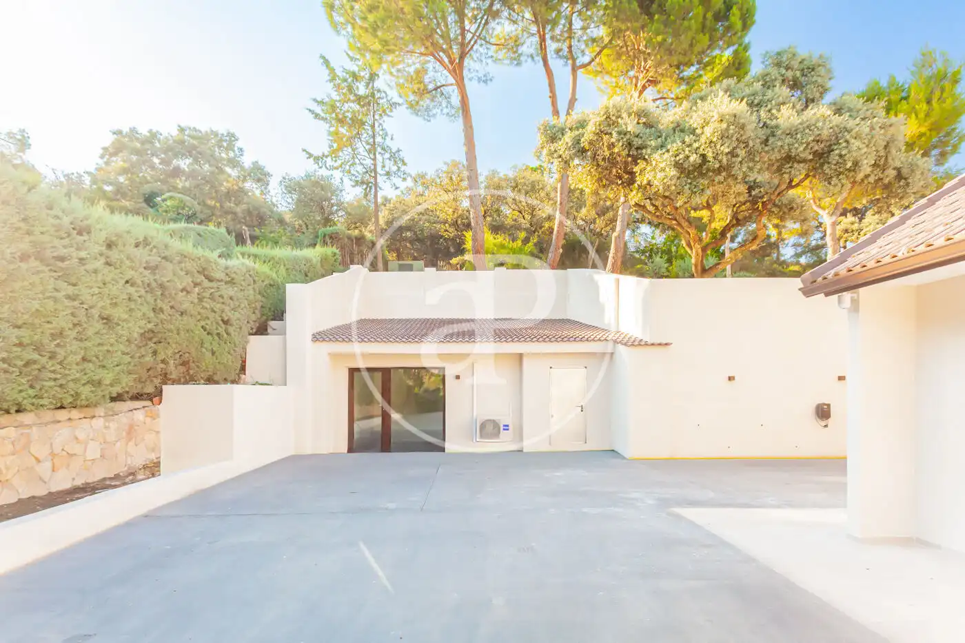 Vista exterior de Casa o xalet en venda en Ciudalcampo amb Aire condicionat, Calefacció i Jardí privat