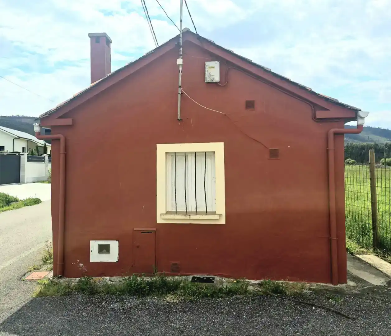 Vista exterior de Planta baixa en venda en Ribadeo amb Jardí privat