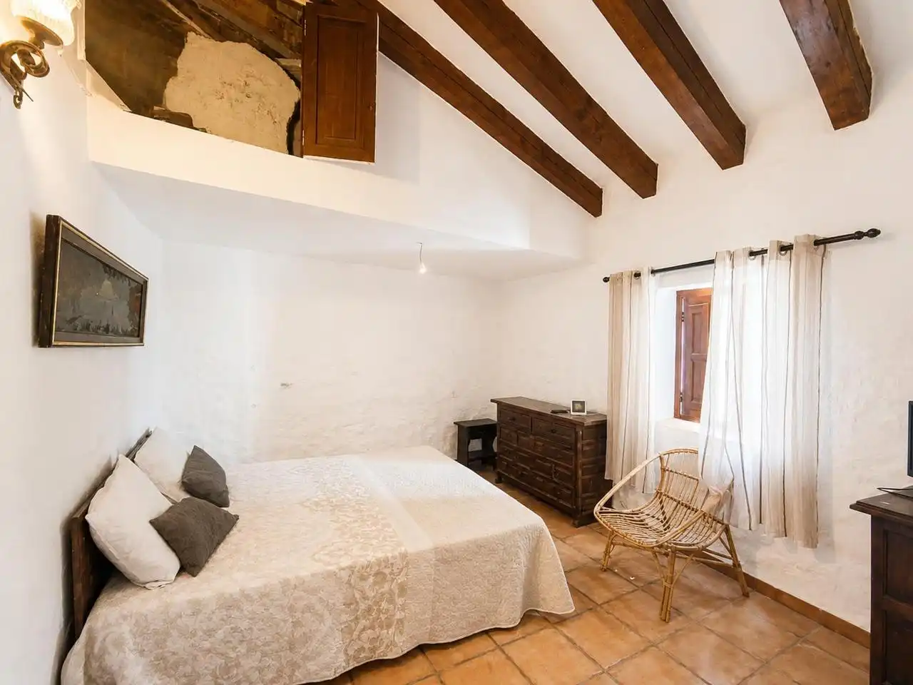 Dormitori de Casa o xalet en venda en Oliva amb Terrassa