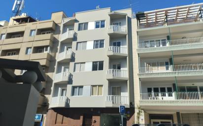 Exterior view of Flat for sale in  Santa Cruz de Tenerife Capital  with Terrace