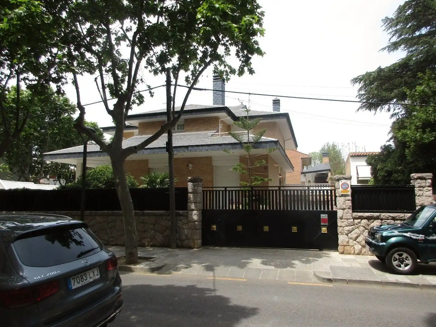 Vista exterior de Casa o xalet en venda en Reus amb Aire condicionat, Calefacció i Jardí privat