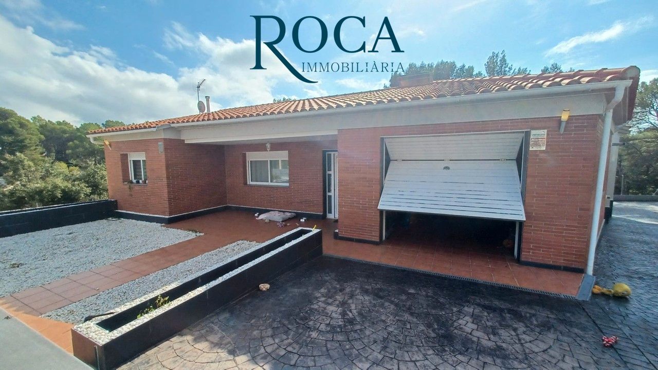 Vista exterior de Casa o chalet en venta en Querol con Calefacción, Jardín privado y Terraza