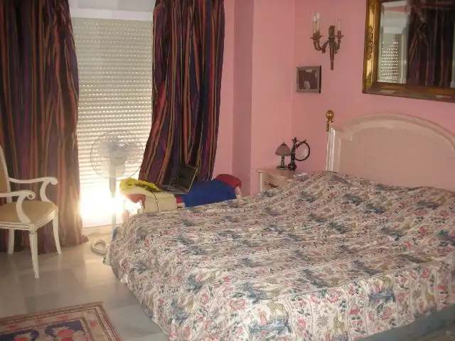 Casa adosada en venta en Casco Antiguo