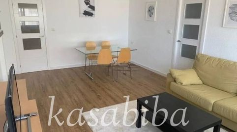 Foto 2 de Piso de alquiler en Plaza Honduras, Ciutat Jardí, Valencia Capital