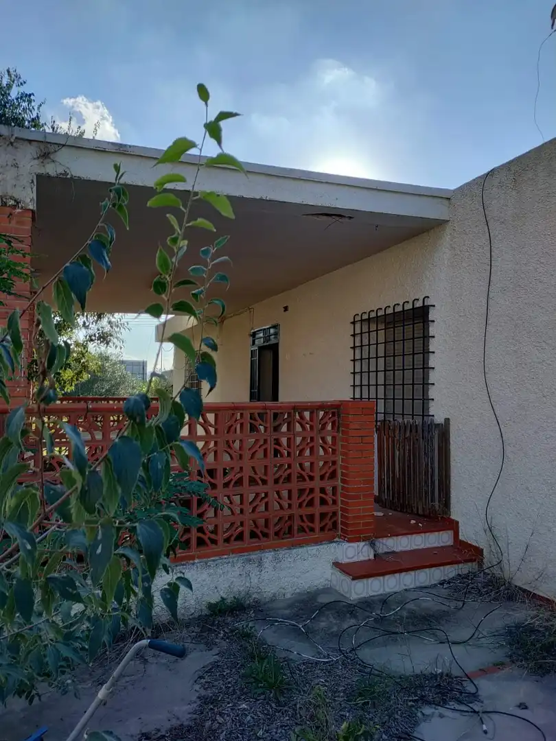 Vista exterior de Casa o chalet en venta en Vila-real con Piscina