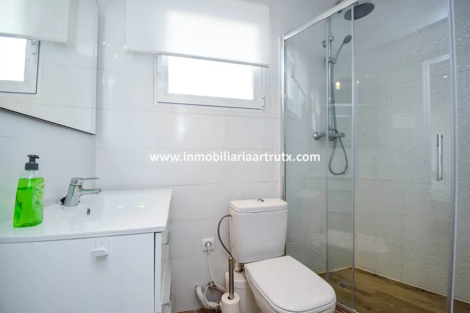 Badezimmer von Wohnungen zum Verkauf in Ciutadella de Menorca mit Terrasse
