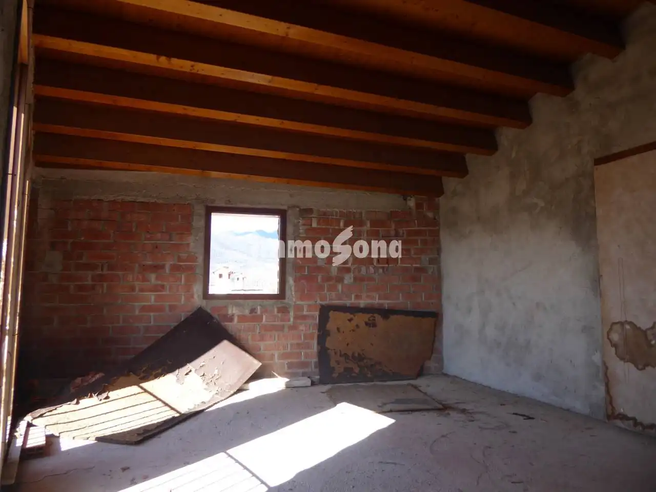 Houses for sale in La Vall d'en Bas  with Private garden