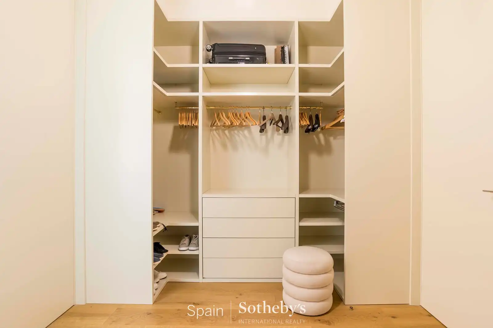 Habitación de Apartamento en venta en Madrid con Aire acondicionado, Calefacción y Terraza