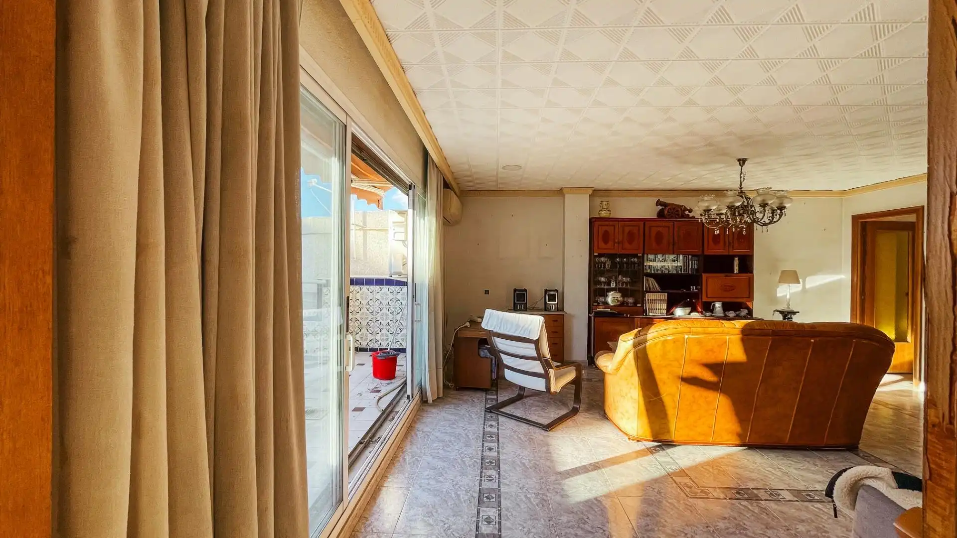 Sala de estar de Ático en venta en Benidorm con Aire acondicionado, Terraza y Trastero