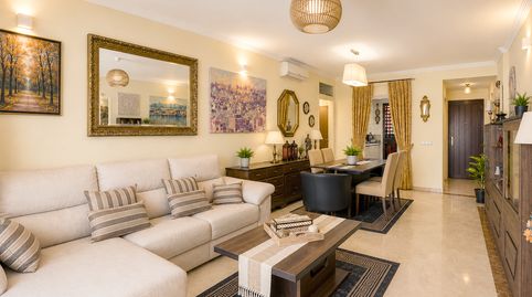 Foto 4 de Apartamento en venta en Buenas Noches, Estepona