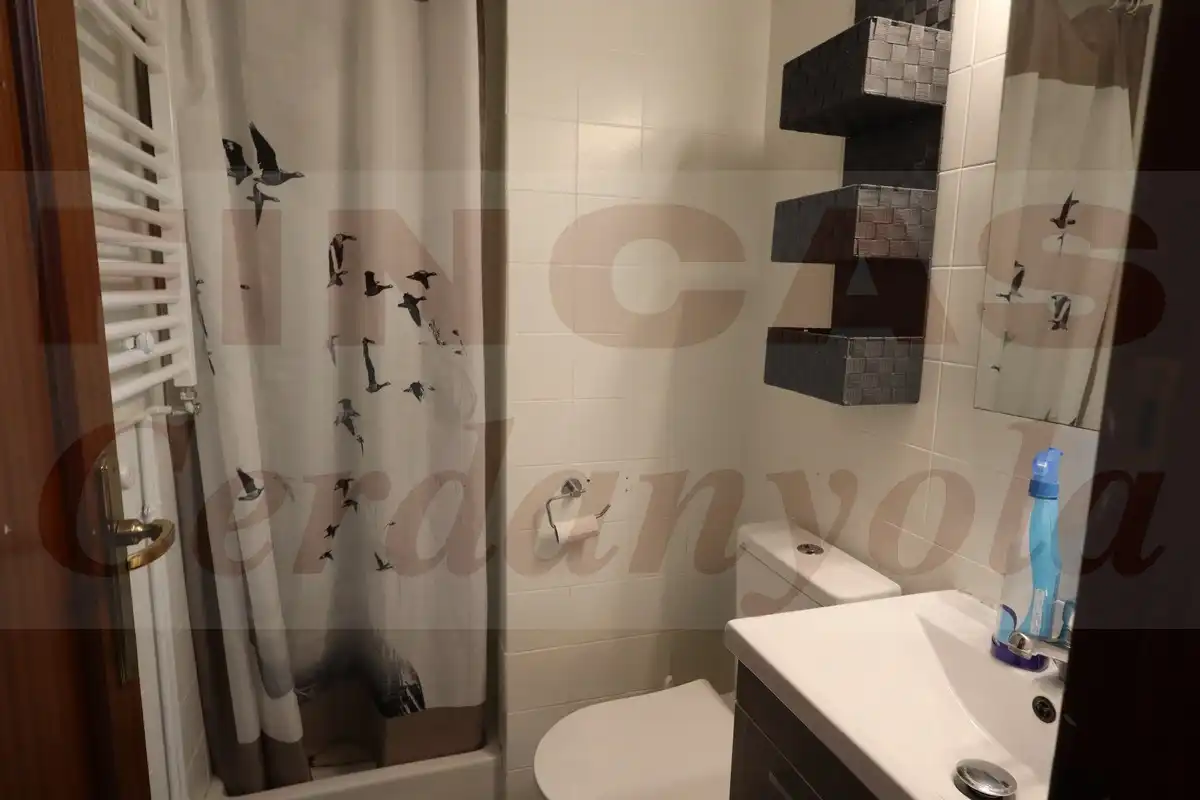 Baño de Piso en venta en Cerdanyola del Vallès con Aire acondicionado, Calefacción y Balcón
