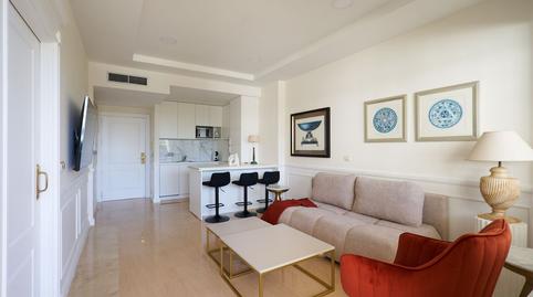 Foto 2 de Apartament en venda a La Carolina - Guadalpín, Marbella