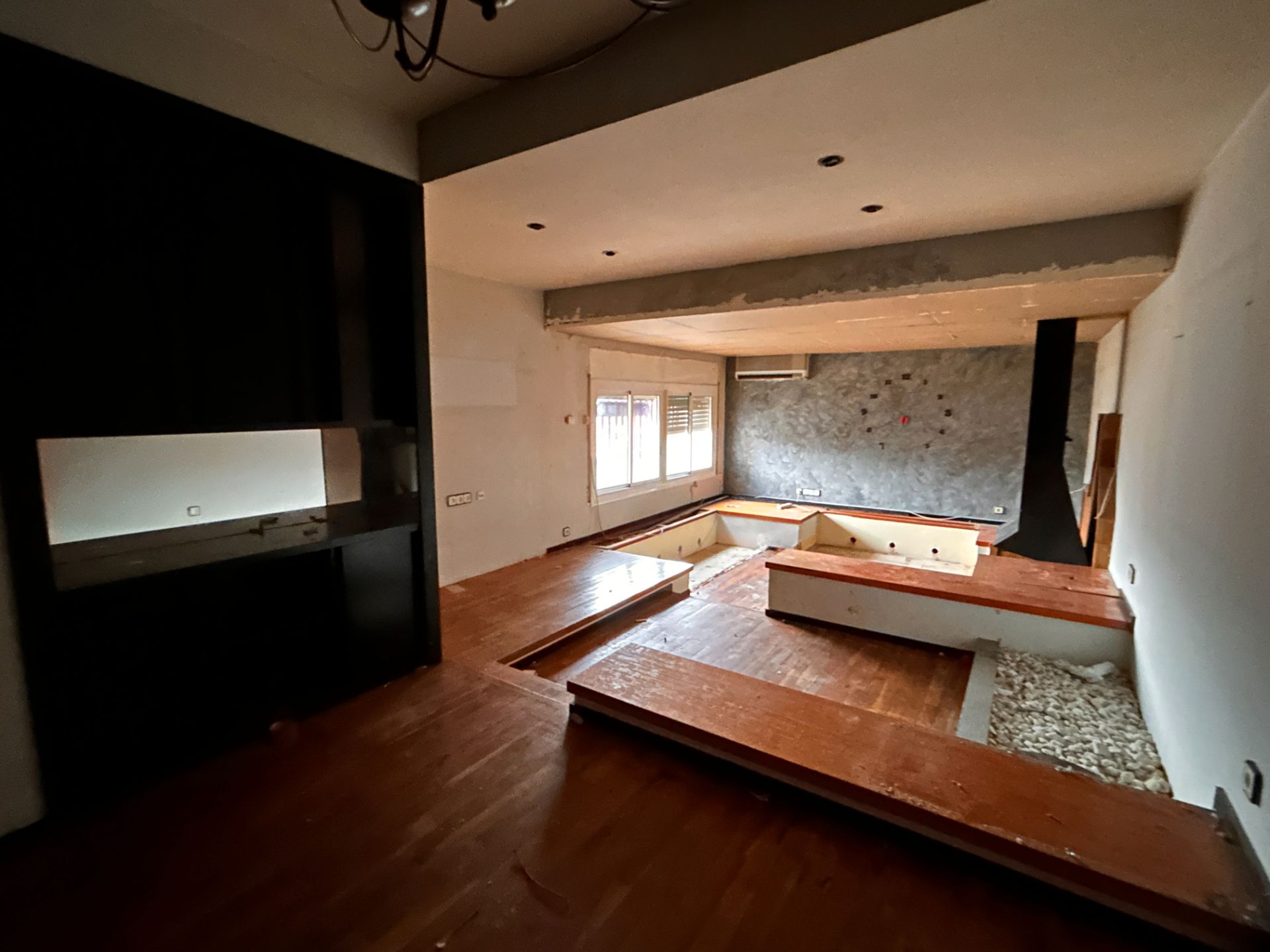 Sala d'estar de Dúplex en venda en Sant Vicenç de Castellet amb Parquet i Terrassa