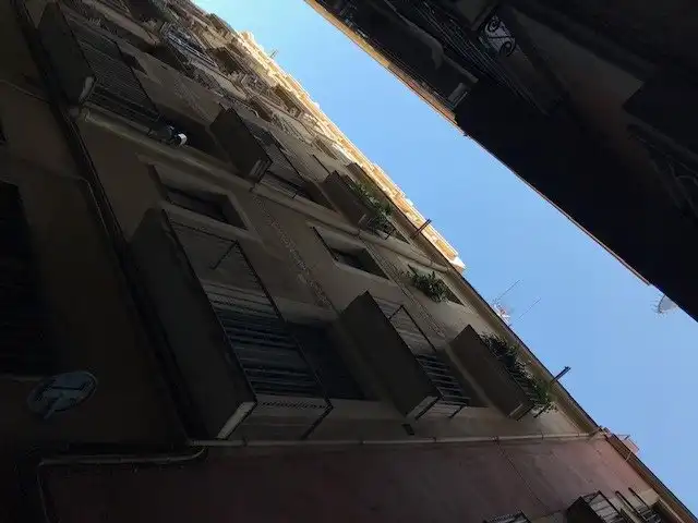 Außenansicht von Gebäude zur Miete in Barcelona