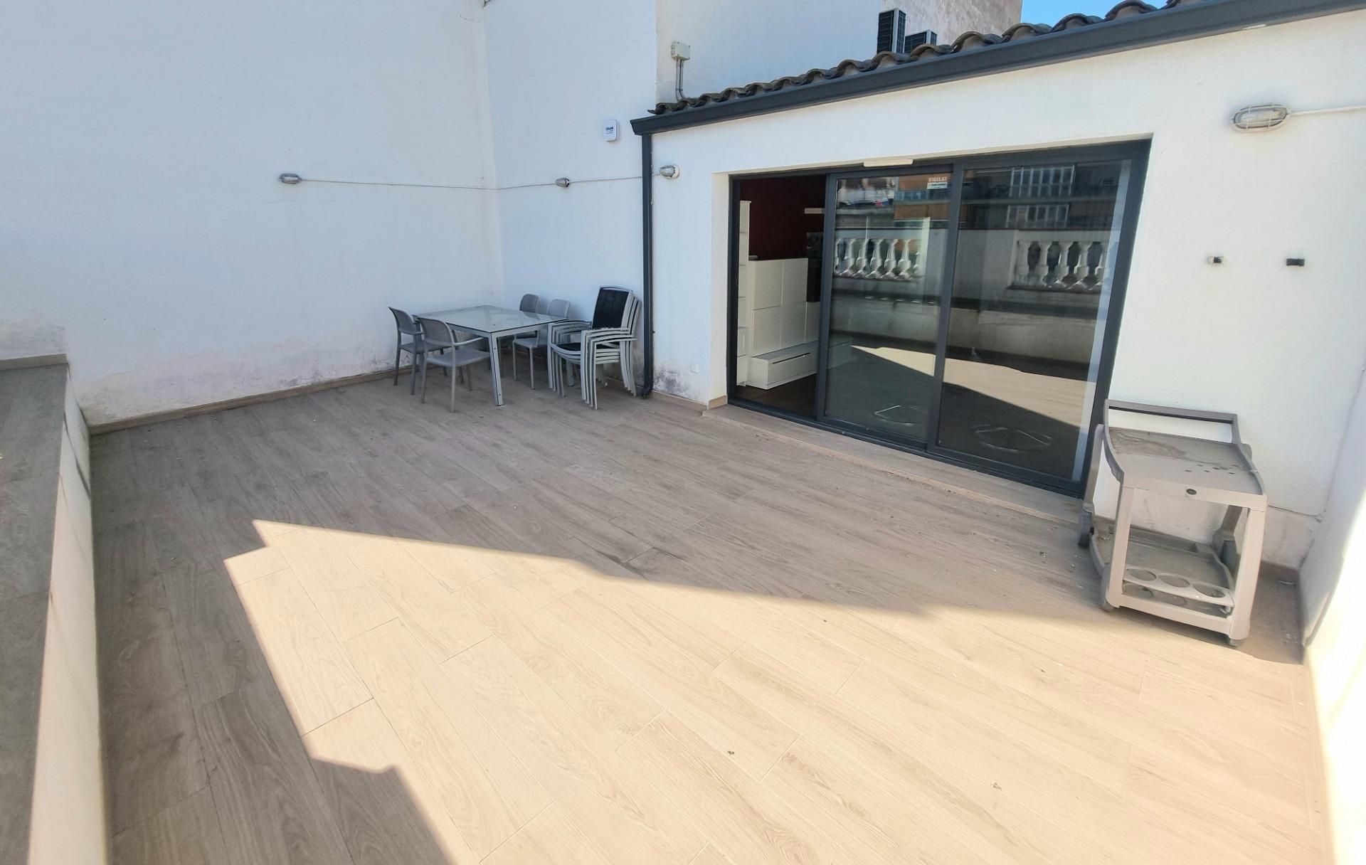 Terrassa de Àtic de lloguer en  Tarragona Capital amb Aire condicionat, Parquet i Terrassa