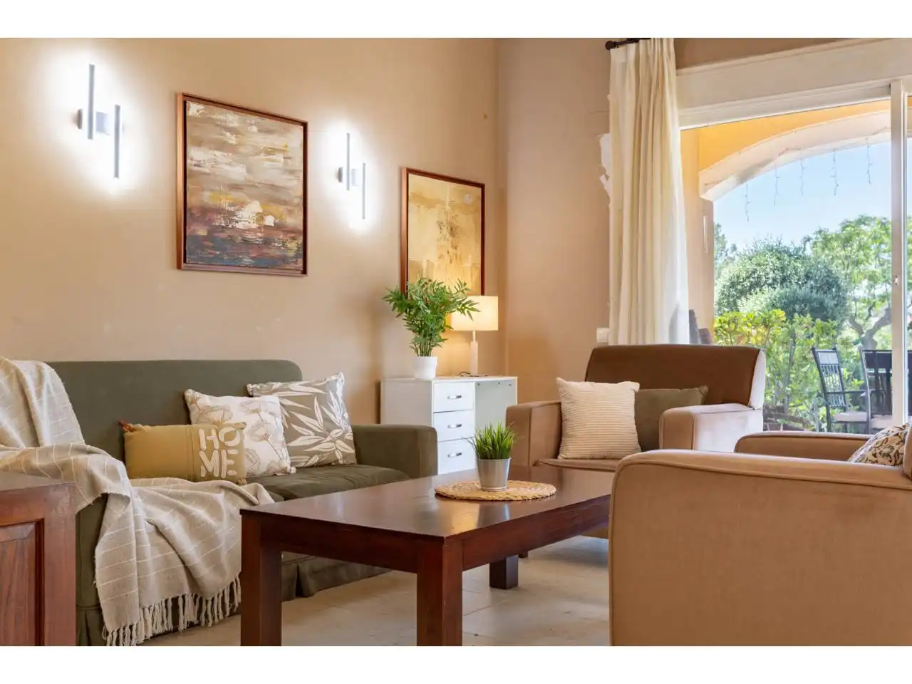 Sala de estar de Casa o chalet en venta en Mont-roig del Camp con Aire acondicionado, Calefacción y Jardín privado