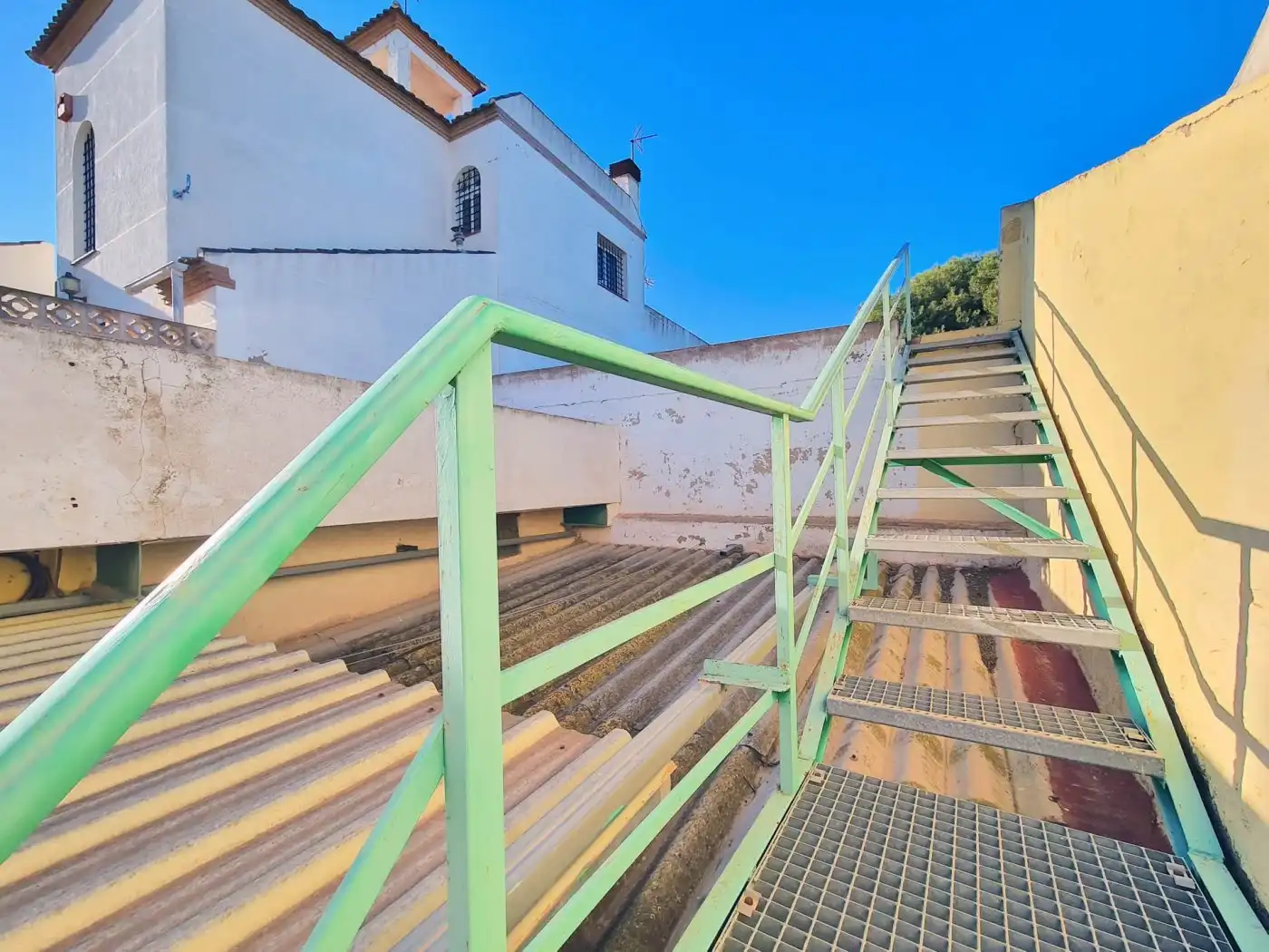 Vista exterior de Casa o chalet en venta en Cartagena con Aire acondicionado y Terraza