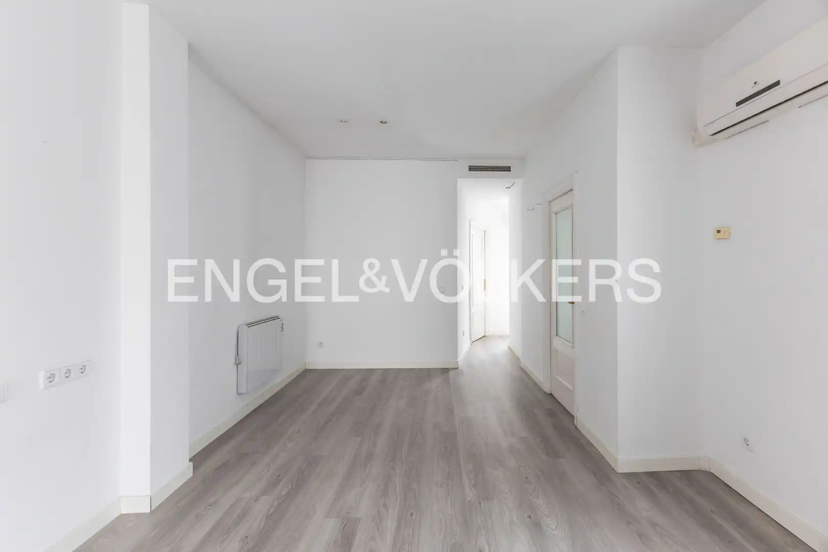 Living room of Attic for rent in Barrio de Salamanca