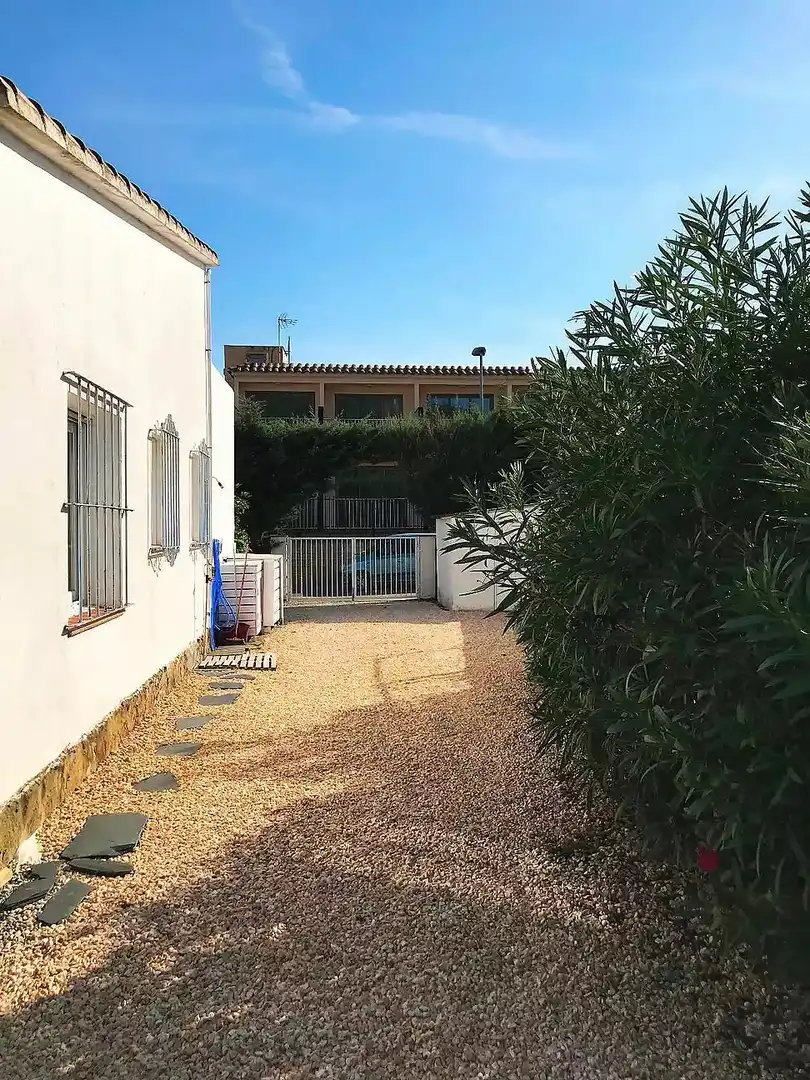 Vista exterior de Casa o xalet en venda en Roses amb Aire condicionat, Calefacció i Terrassa