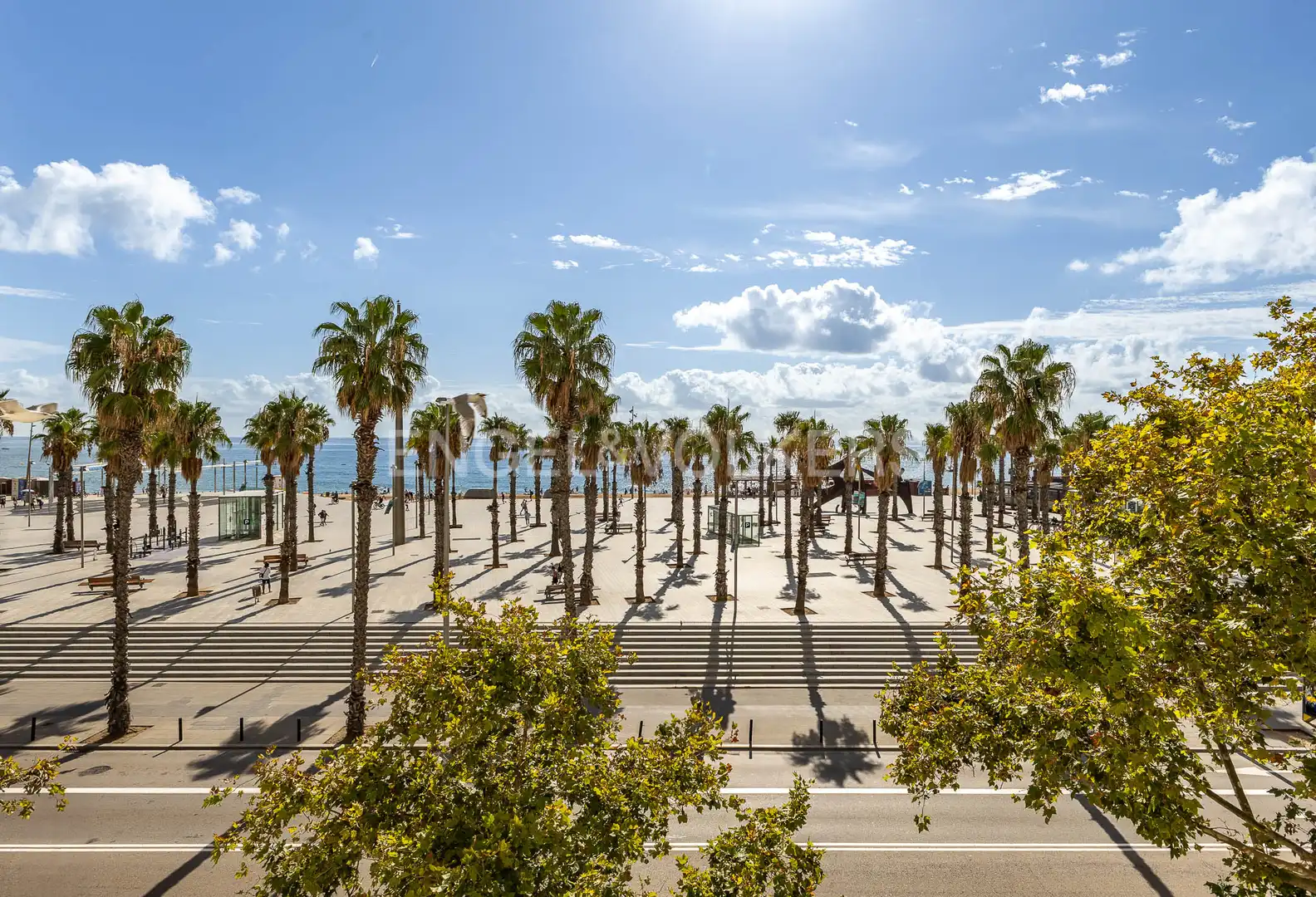 Außenansicht von Wohnung zur Miete in Barcelona mit Heizung, Parkett und Möbliert