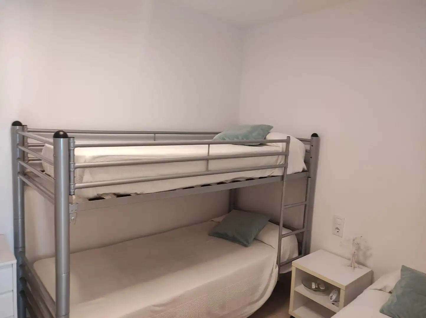 Dormitori de Apartament en venda en Tossa de Mar amb Jardí privat i Terrassa