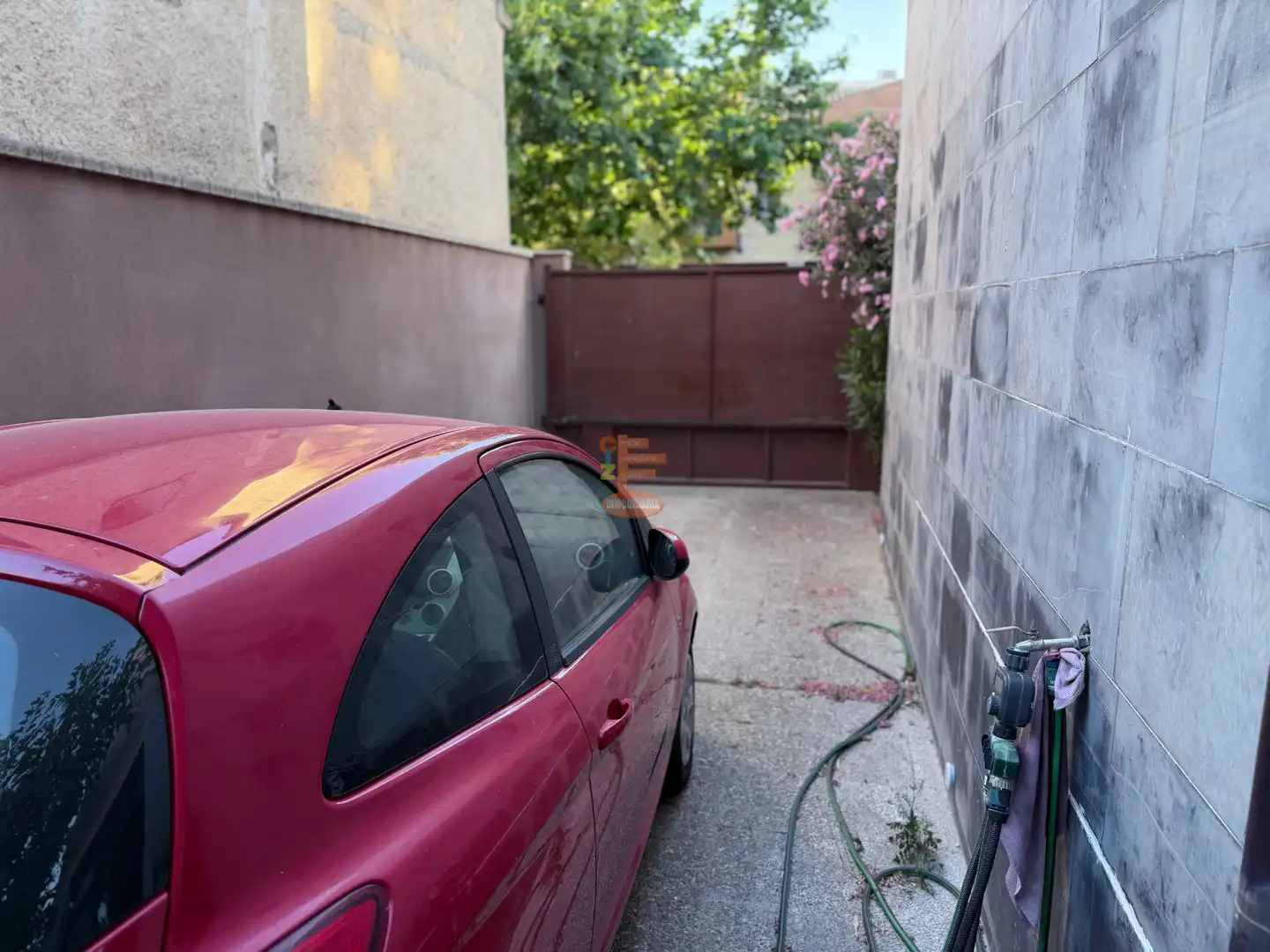 Parking of Houses for sale in Zaragoza  with Air Conditioner, Heating and Private garden