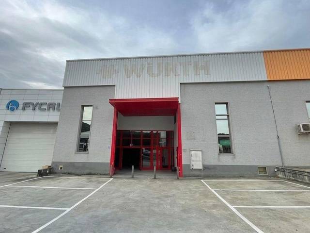 Nave industrial en Alquiler en San Cibrao das Viñas