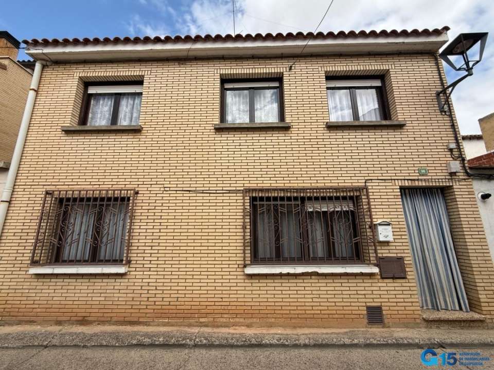 Vista exterior de Casa o chalet en venta en Cascante con Calefacción, Terraza y Amueblado