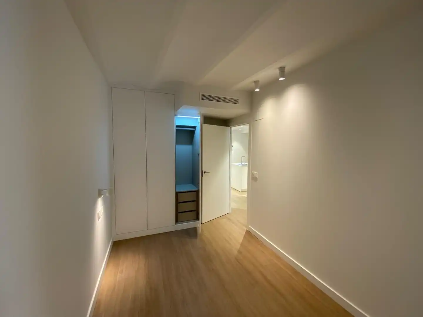 Flat for rent in Gonzalez Adalid, 10, La Catedral
