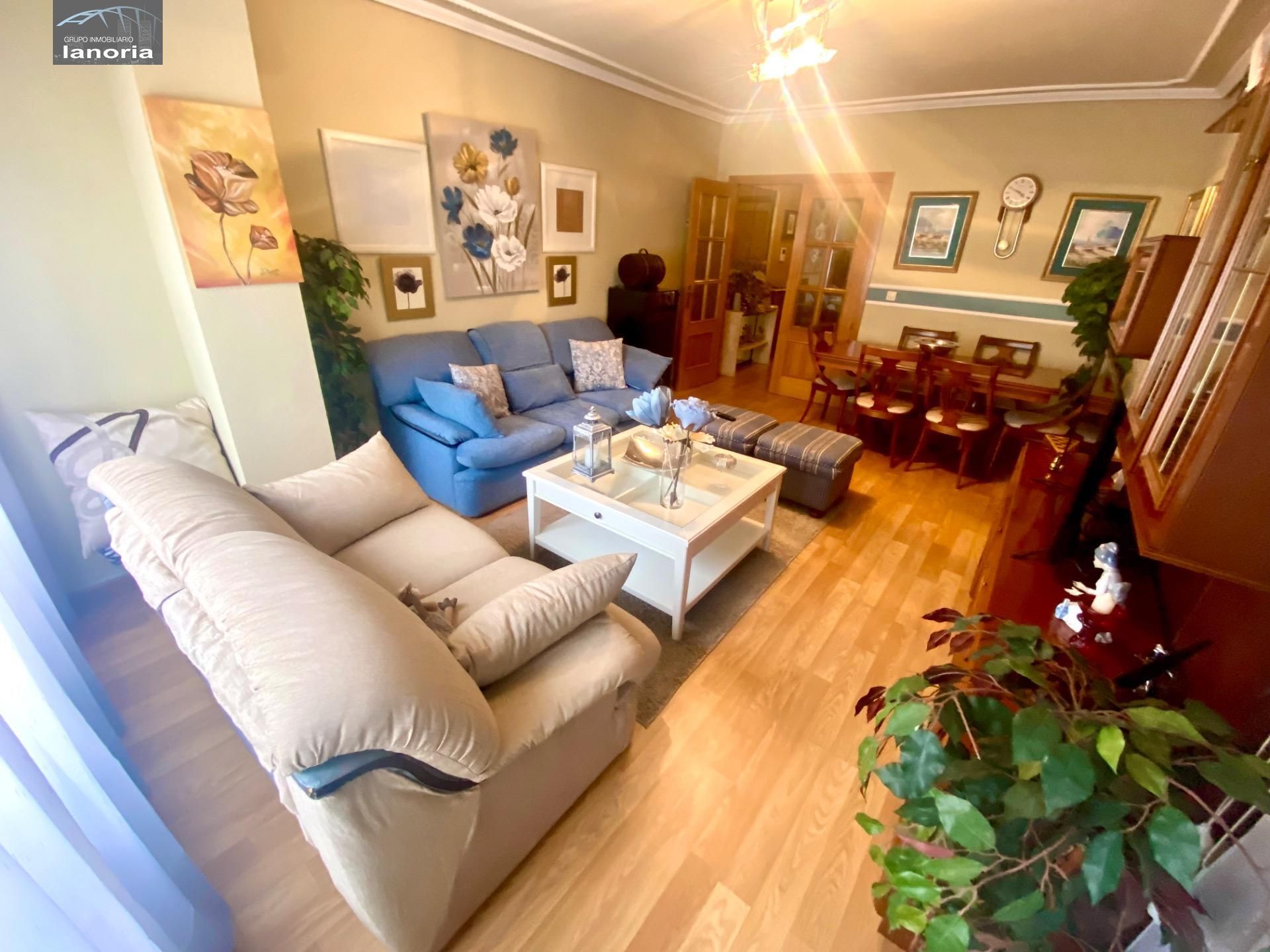 Flat for sale in Calle Feria, Feria