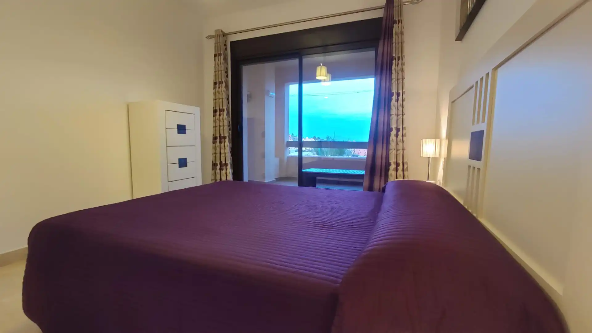 Apartamento de alquiler en E-2, La Duquesa