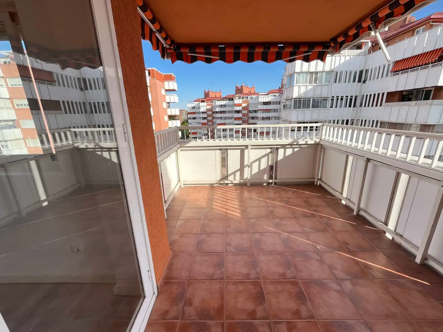Terraza de Piso de alquiler en Móstoles con Calefacción, Parquet y Terraza