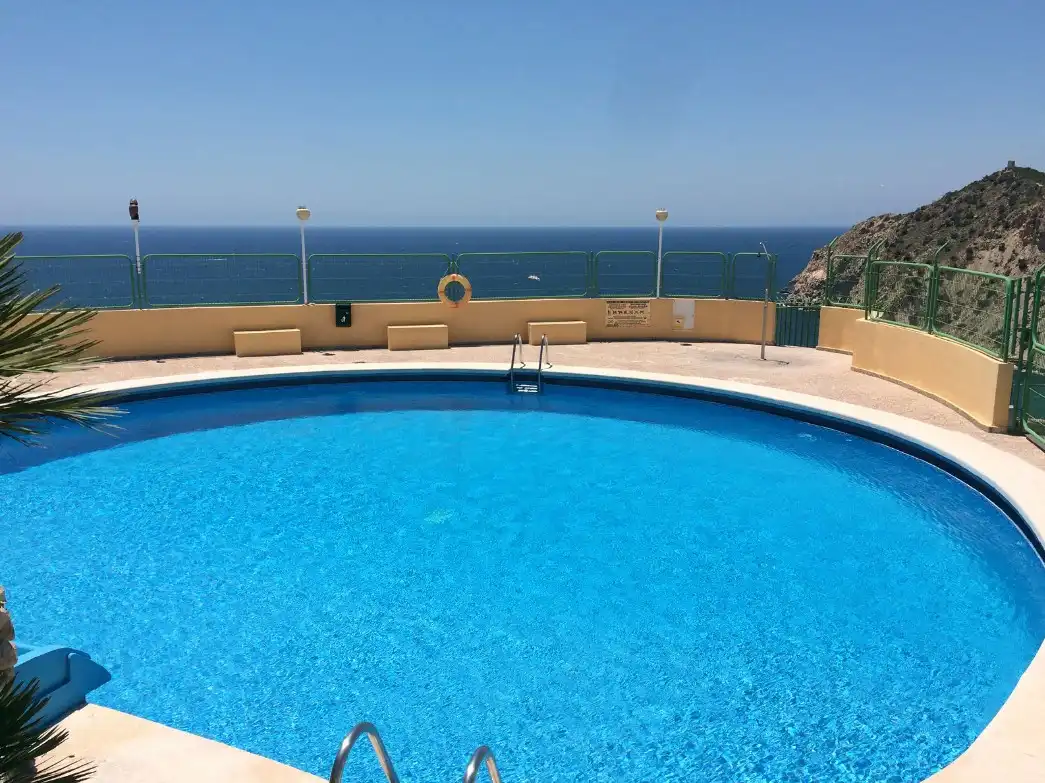 Piscina de Pis en venda en Benidorm amb Piscina i Piscina comunitària