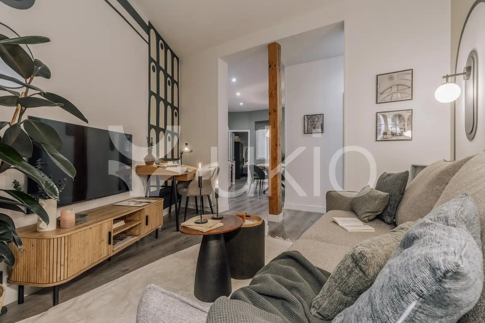 Sala d'estar de Apartament de lloguer en Madrid amb Aire condicionat, Calefacció i Moblat