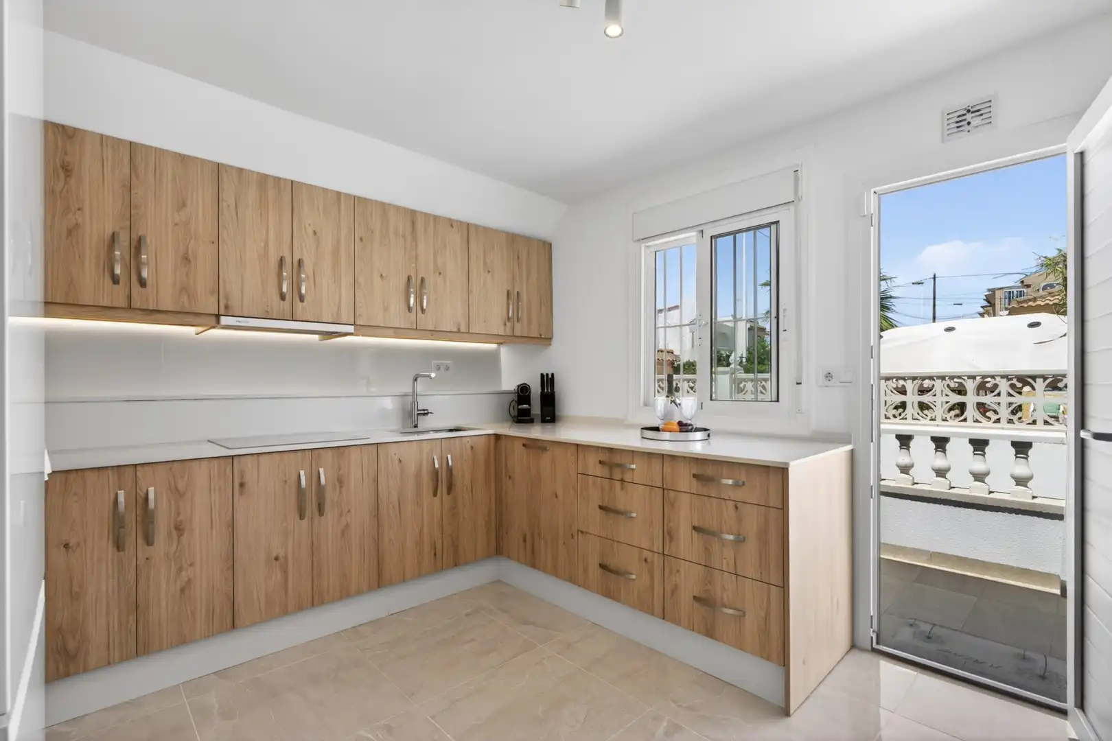 Chalet con terraza en venta en Playa de los Locos, imagen 8