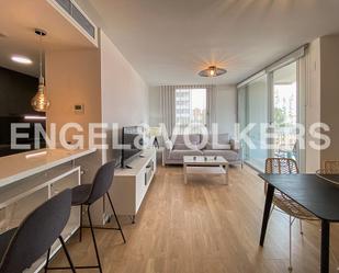 Sala d'estar de Apartament de lloguer en  Valencia Capital amb Aire condicionat, Terrassa i Piscina