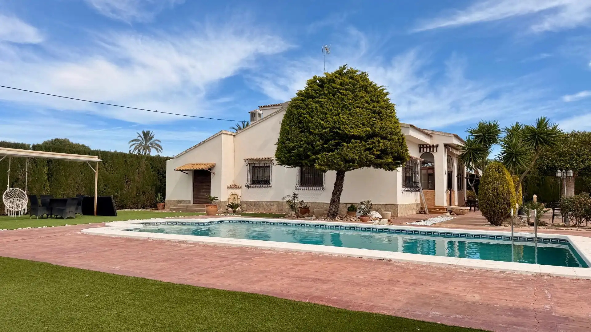 Exterior view of Houses for sale in Elche / Elx  with Air Conditioner, Private garden and Terrace