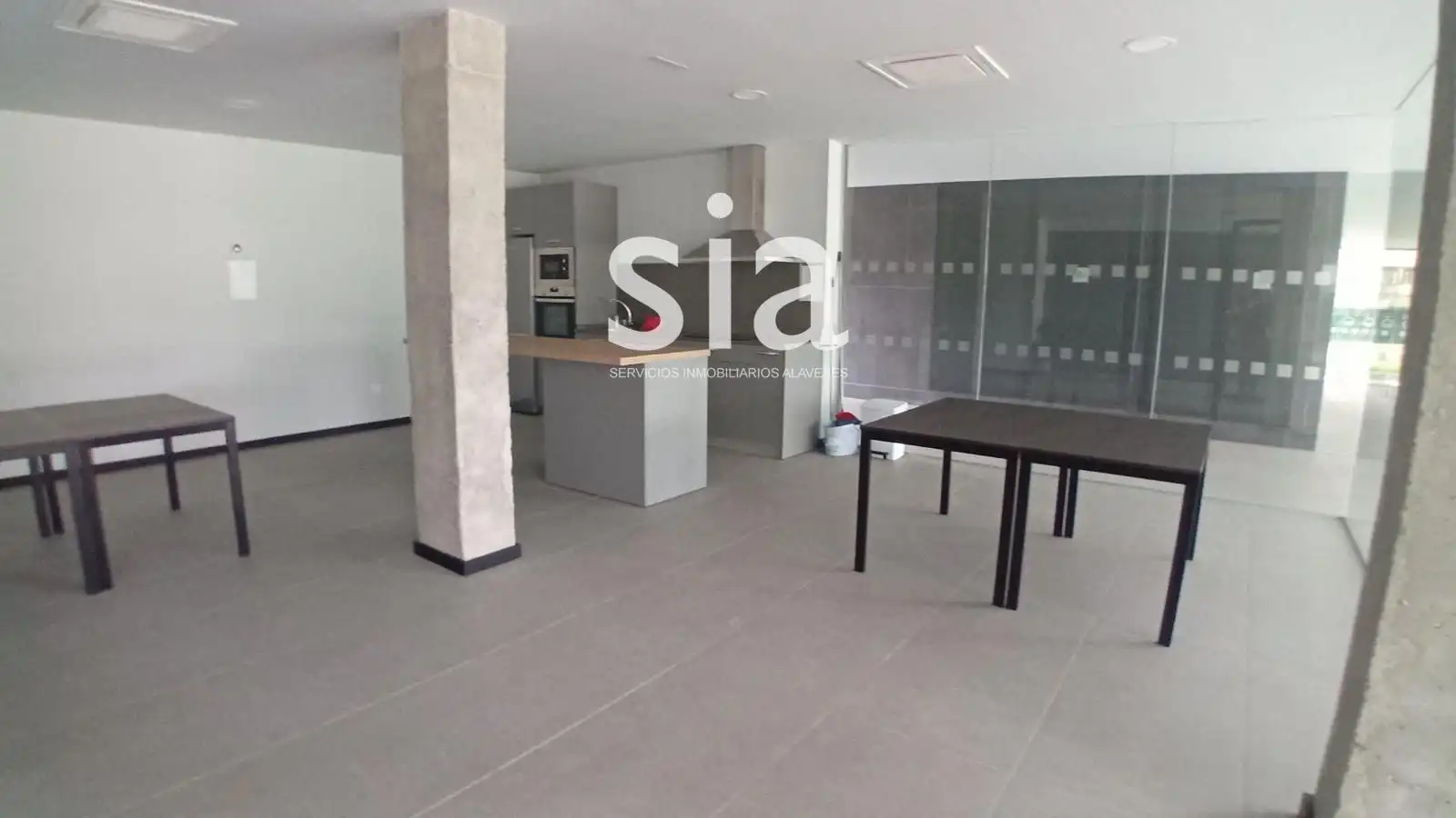 Cocina de Piso en venta en Vitoria - Gasteiz con Calefacción, Terraza y Trastero
