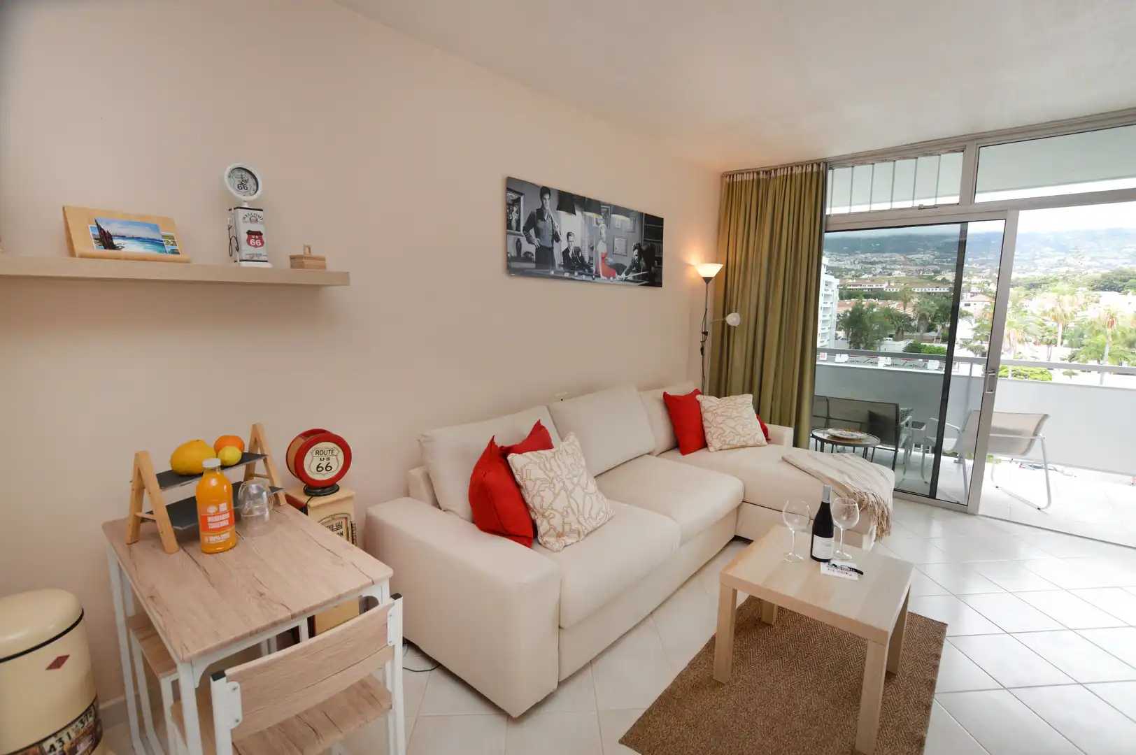 Sala de estar de Piso en venta en Puerto de la Cruz con Piscina