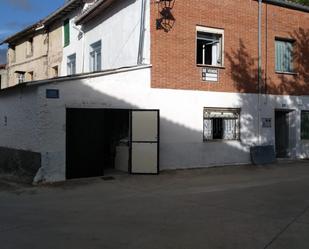 Vista exterior de Casa o xalet en venda en Alcocero de Mola amb Jardí privat i TV