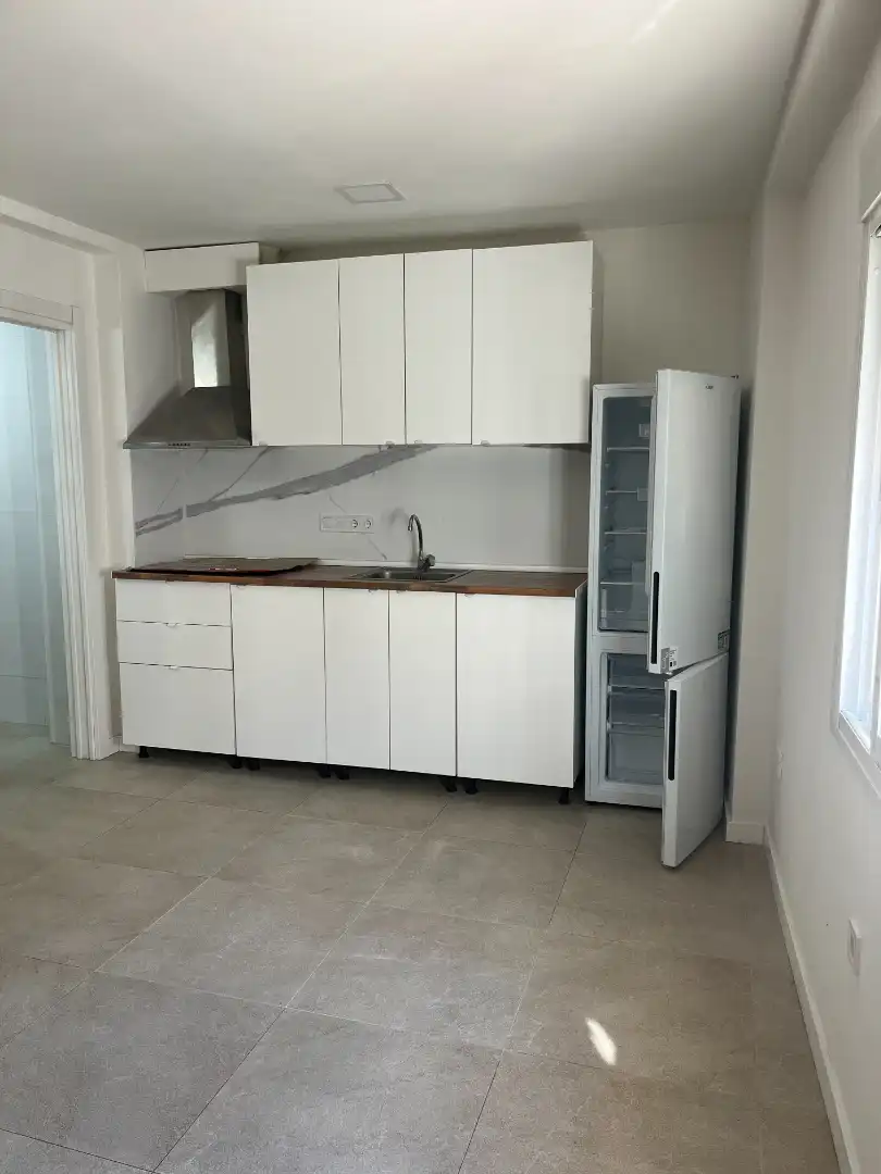 Cuina de Apartament de lloguer en Alhaurín El Grande amb Rentadora