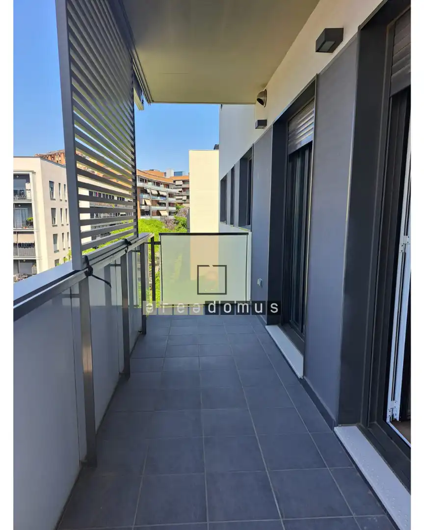 Terraza de Piso en venta en Sant Feliu de Llobregat con Calefacción, Jardín privado y Piscina