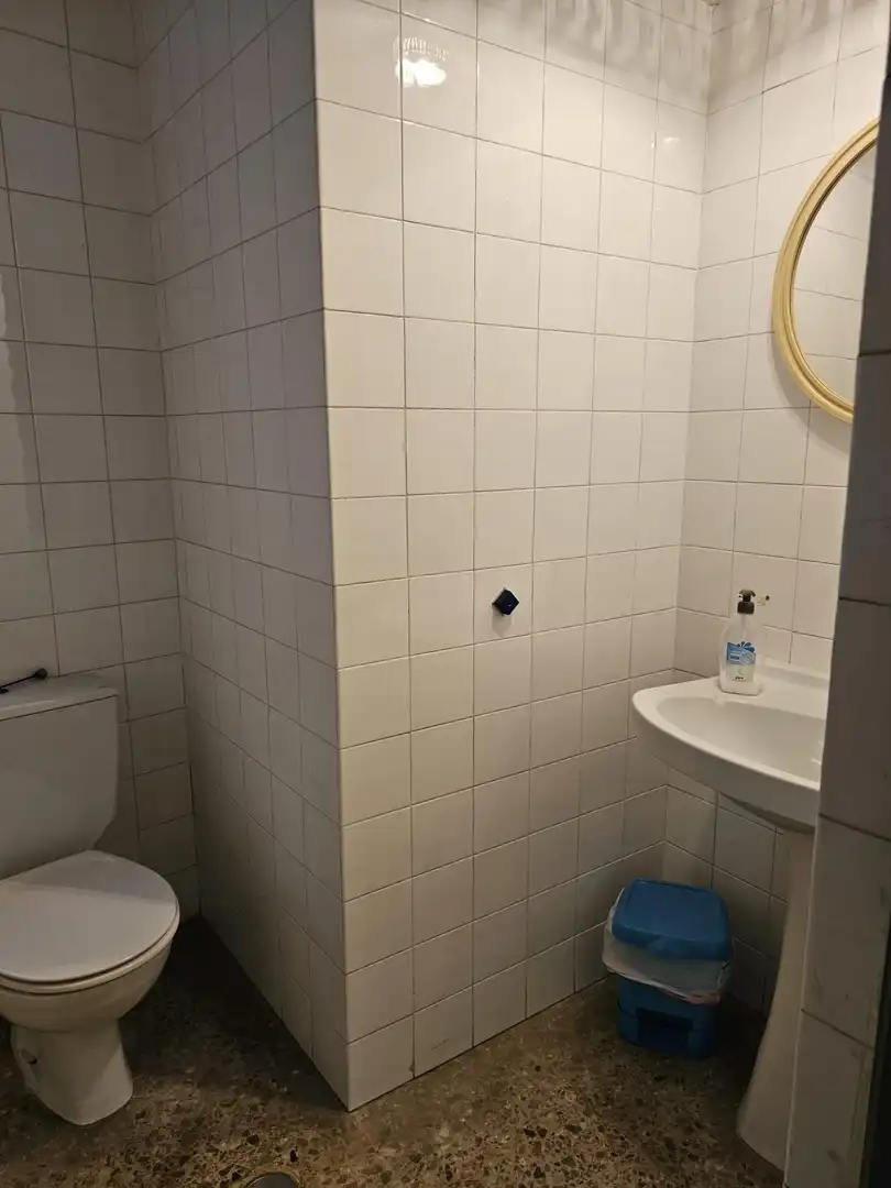 Baño de Oficina en venta en Cartagena con Aire acondicionado y Amueblado