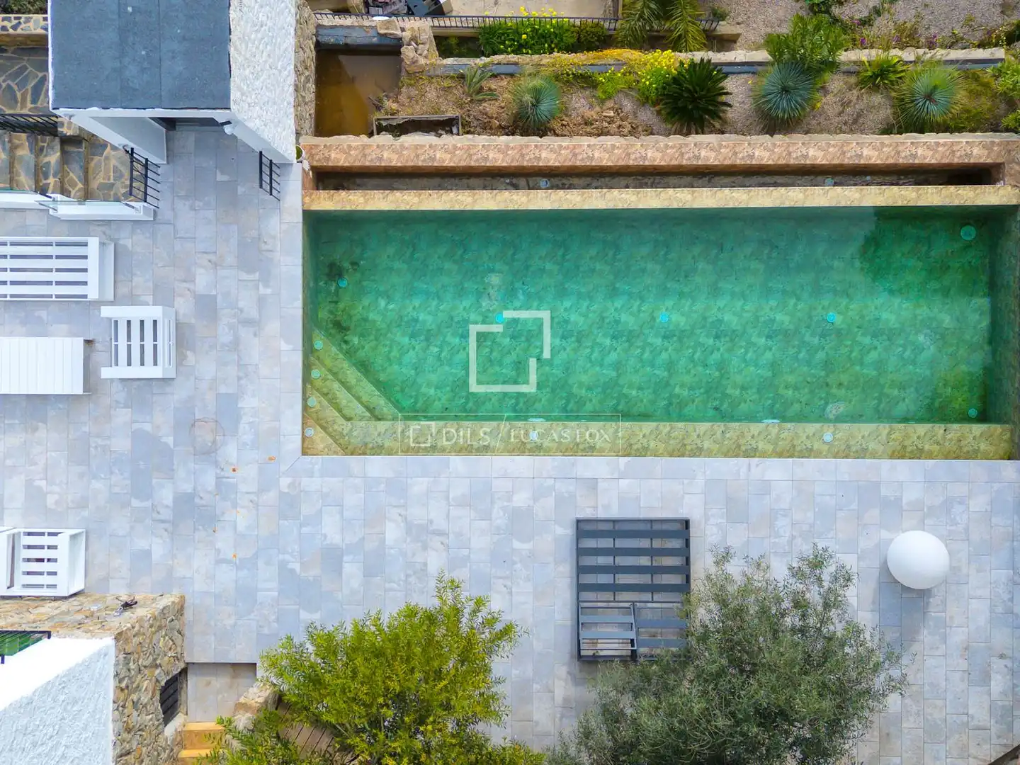 Piscina de Casa o xalet en venda en Roses amb Aire condicionat, Calefacció i Jardí privat