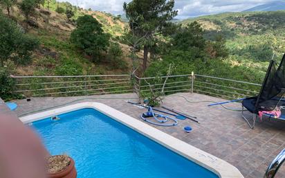 Schwimmbecken von Haus oder Chalet zum verkauf in Cadalso de los Vidrios mit Terrasse und Schwimmbad