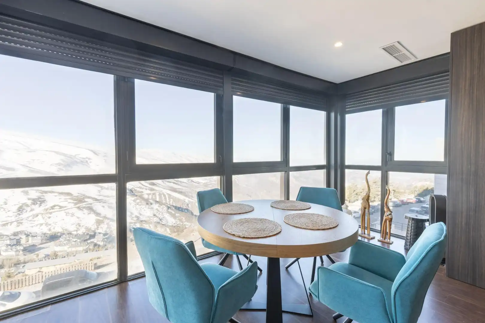 Menjador de Apartament en venda en Sierra Nevada amb Calefacció i Traster