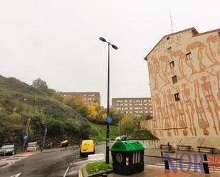 Vista exterior de Pis en venda en Bilbao 