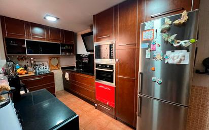 Kitchen of Flat for sale in Valdemoro  with Air Conditioner